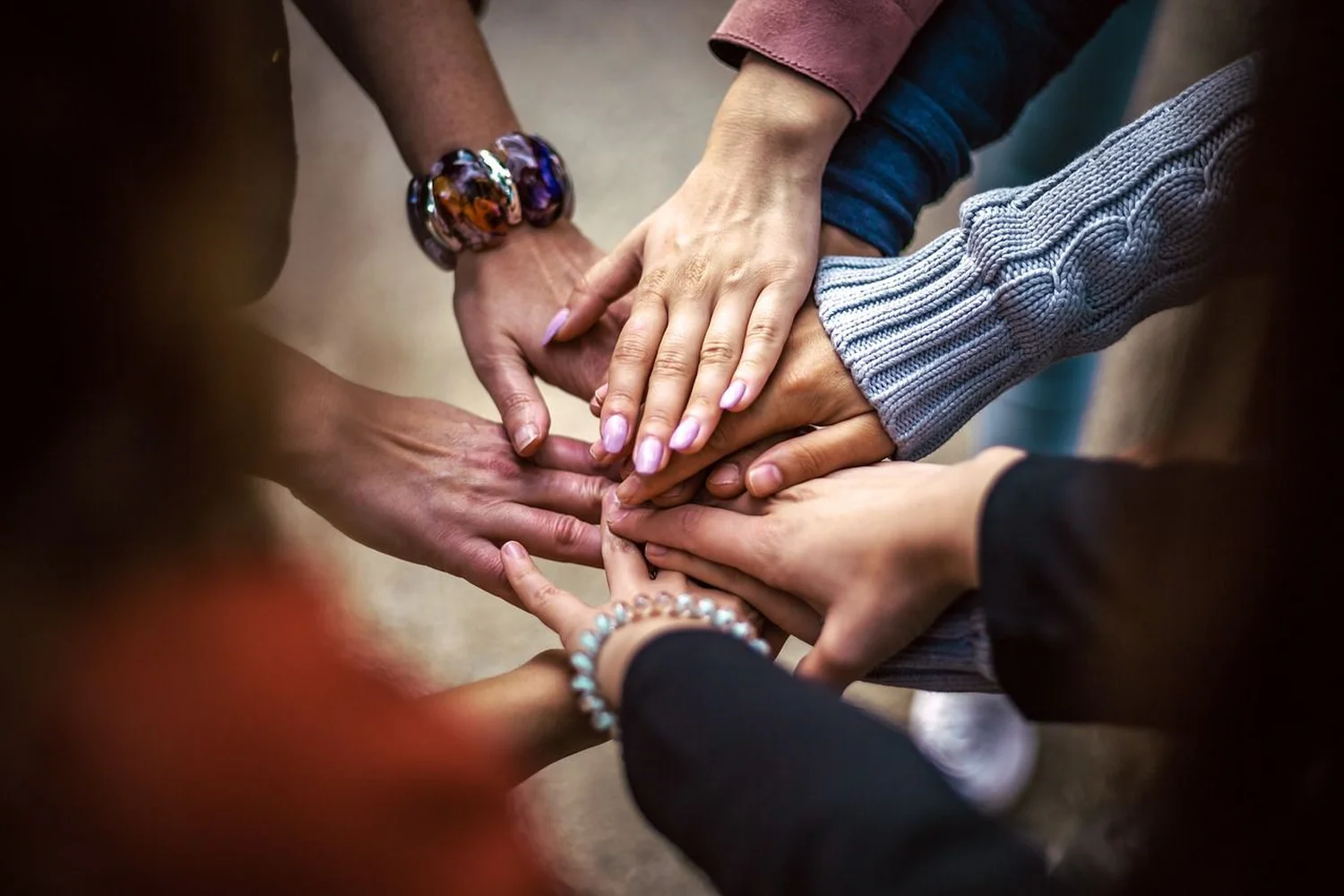 Ergotherapie Obstallee, team hands 
